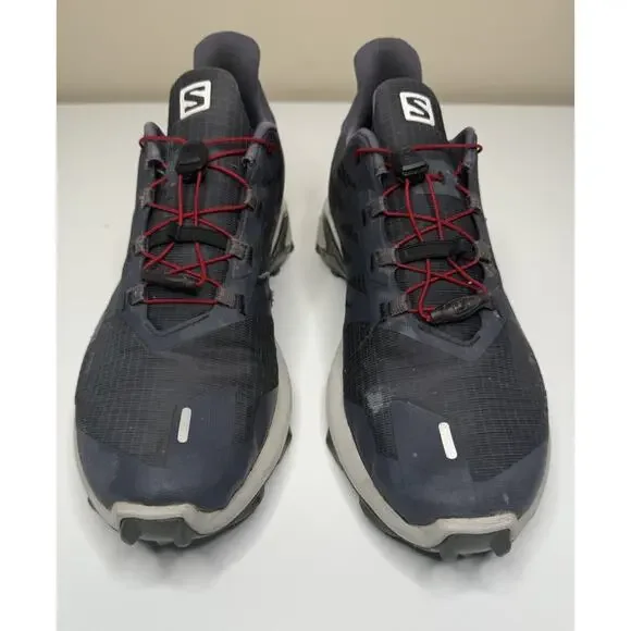 Men’s 11.5 Salomon Black and Red Athletic Hiking Trail Sneakers - Picture 2 of 12